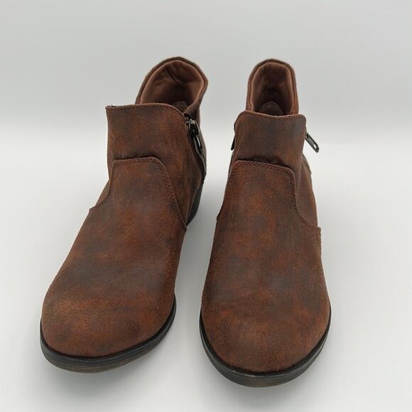 American Rag Aabby brown faux leather ankle boots with zippers size 6M - Picture 2 of 12